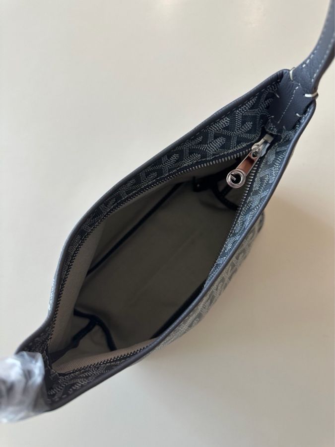 Goyard Mini hobo 灰色-4