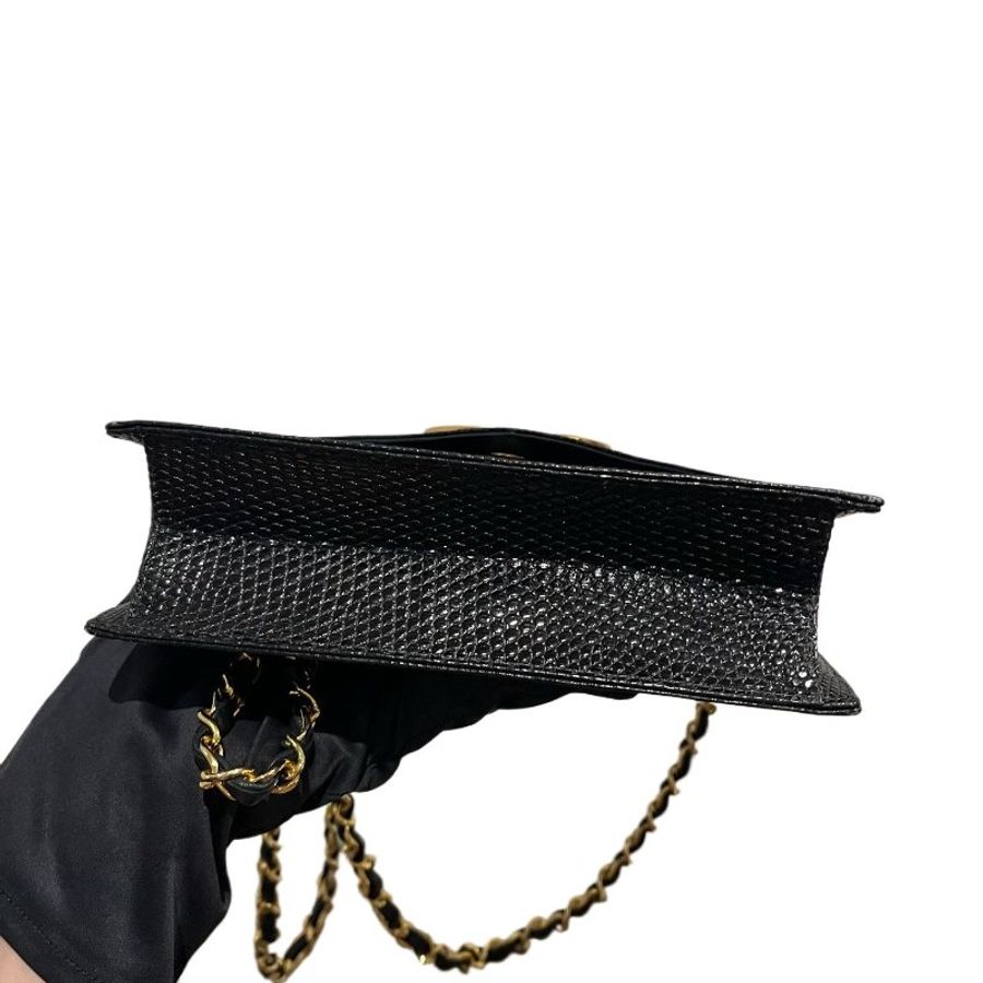 Chanel香奈兒的大雙C扣特殊皮黑金信封鏈條包-18