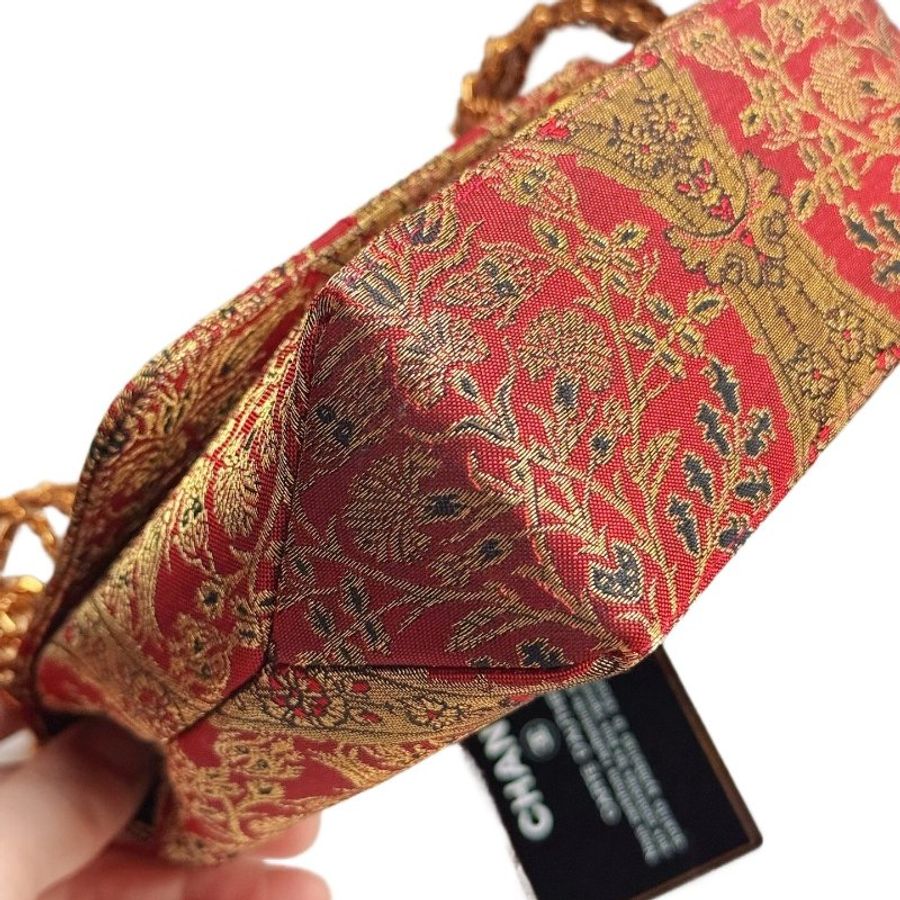 Chanel香奈兒西陣織雙C扣刺繡元寶鏈條包-11