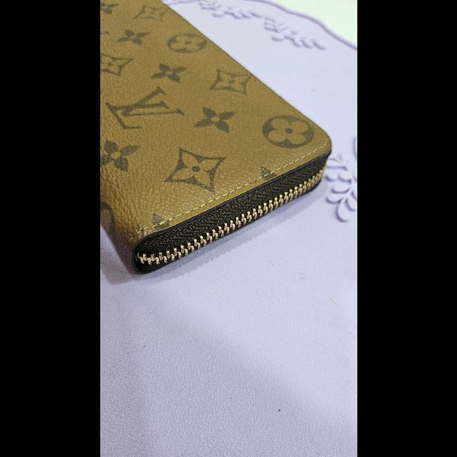 LV焦糖色老花拉鍊長夾-1