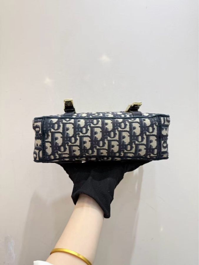 Dior 迪奧 DiorCamp老花郵差包小號 藍色老花刺繡滿印-4