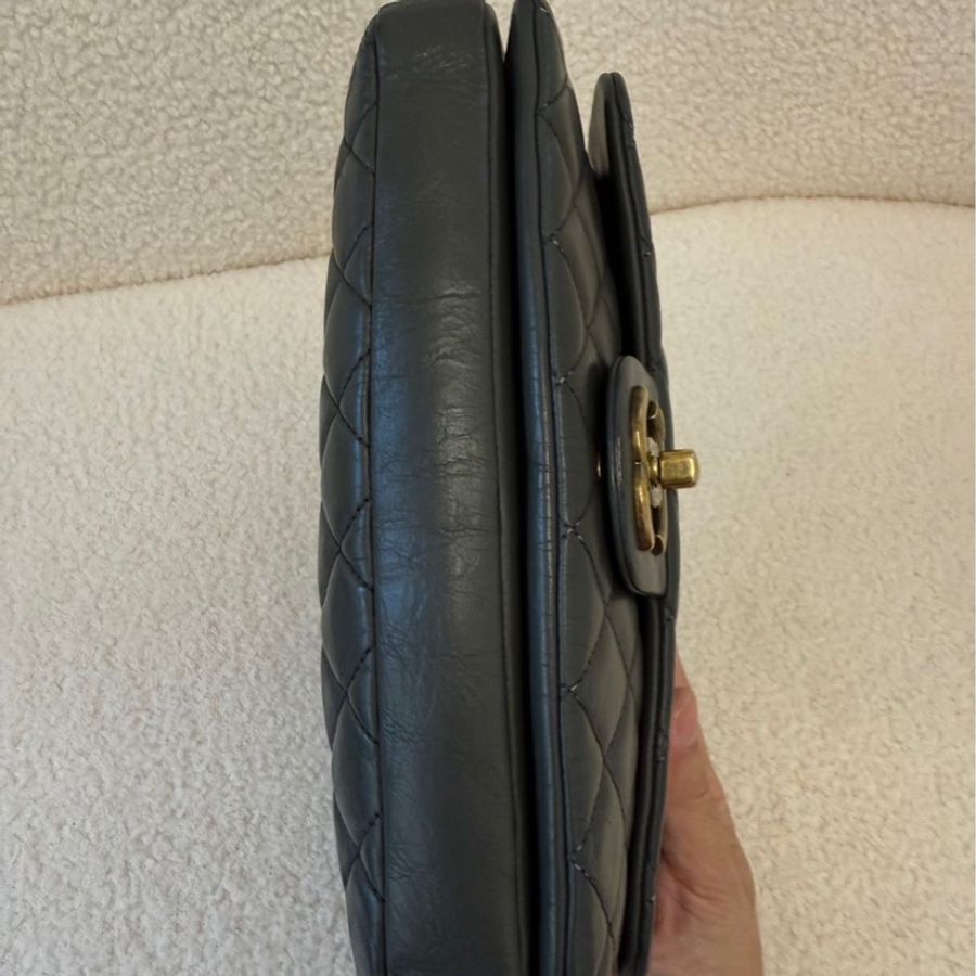 Chanel香奈兒稀有秀款灰金牛皮金幣CF鏈條包 難得小號 25*14 專櫃復刻大熱 金幣可調節長短18開有鐳射。-2