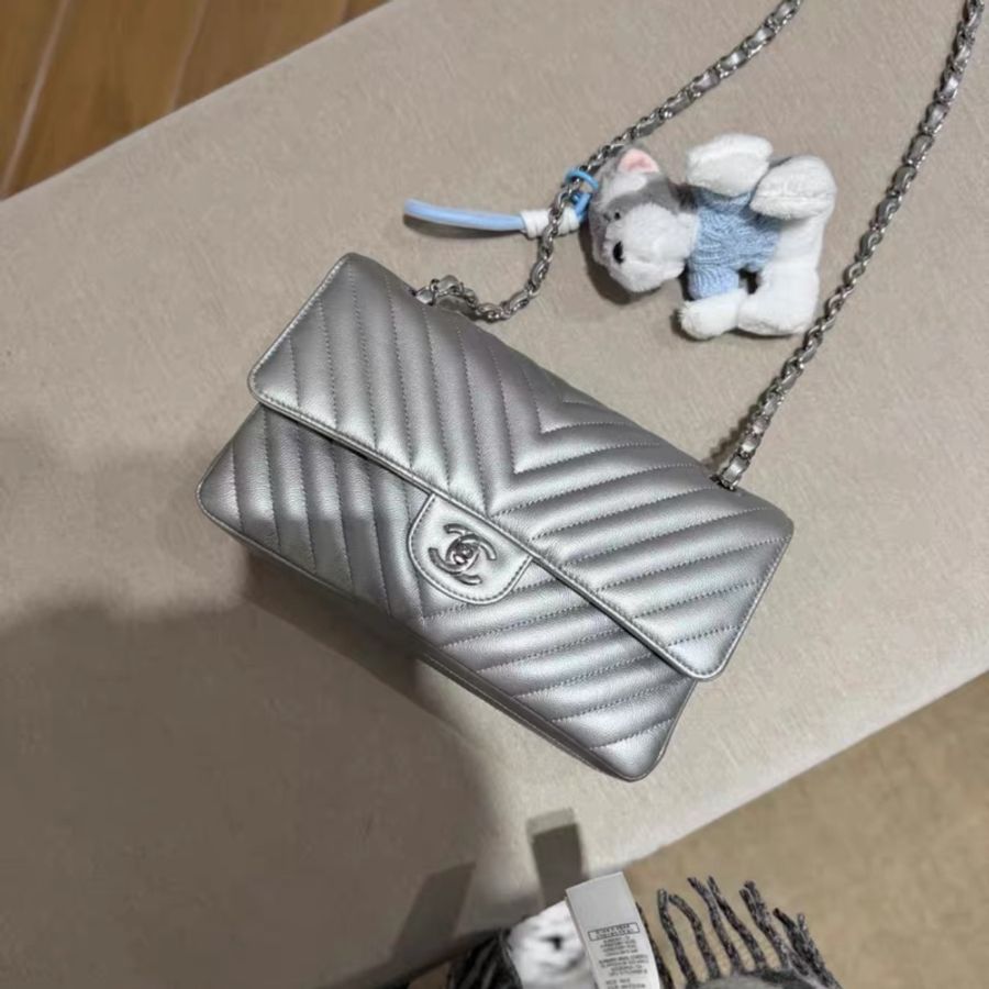 Chanel • 經典太空銀山形紋荔枝牛皮Cf 25 中號 全配-1