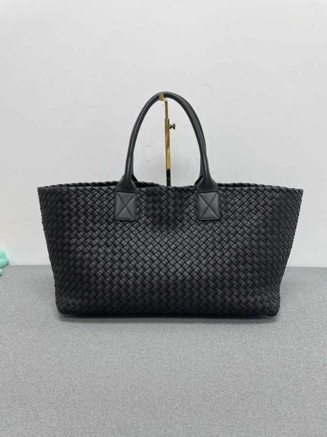 Bottega Veneta 葆蝶家 新款托特 少個子袋 底長40-1