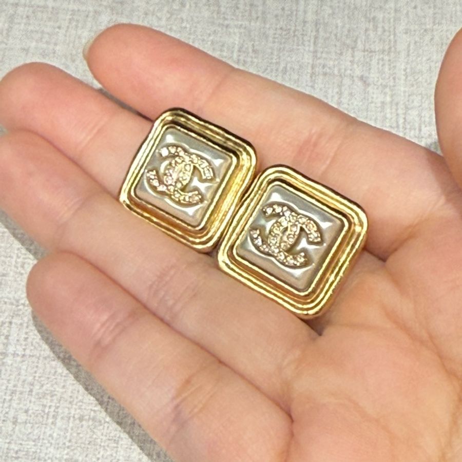 Chanel 香奈兒方塊水鑽耳環-1