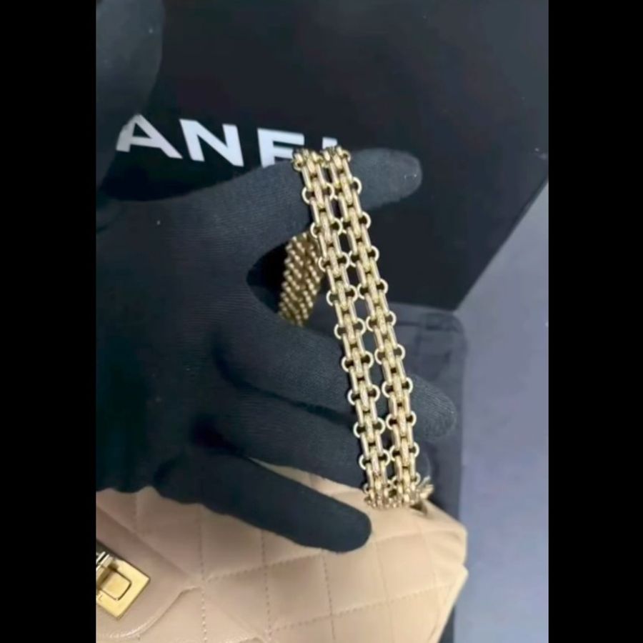 【稀有絕版】Chanel 2.55 Reissue 25cm 奶茶金魚子醬荔枝牛皮.23開限量色(附完整包裝/內膽包/支持安心購)-22