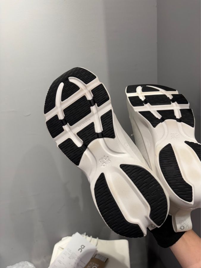 Loewe x On Cloudsolo 昂跑 聯名|Classic Trend CT精品|台北東區實體-8