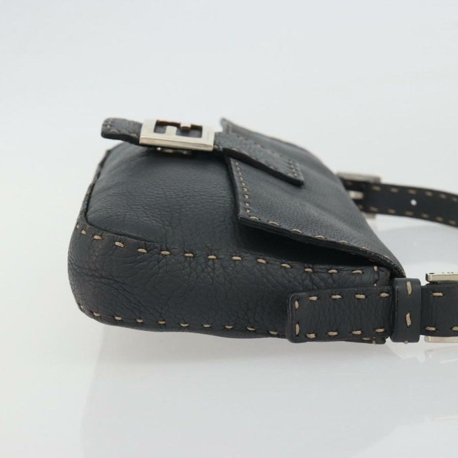 【日本直送】FENDI Celeria Mamma Baguette 單肩包 皮革 灰色 銀色 正品 yk20674M-2