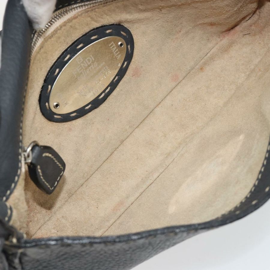 【日本直送】FENDI Celeria Mamma Baguette 單肩包 皮革 灰色 銀色 正品 yk20674M-10