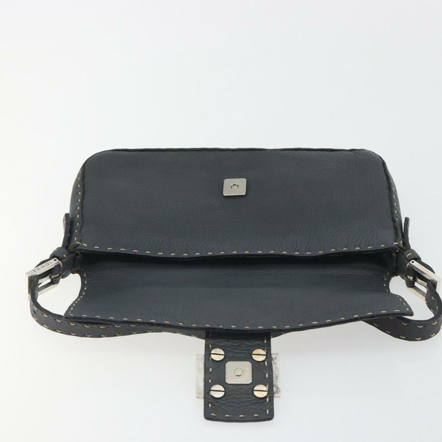 【日本直送】FENDI Celeria Mamma Baguette 單肩包 皮革 灰色 銀色 正品 yk20674M-17