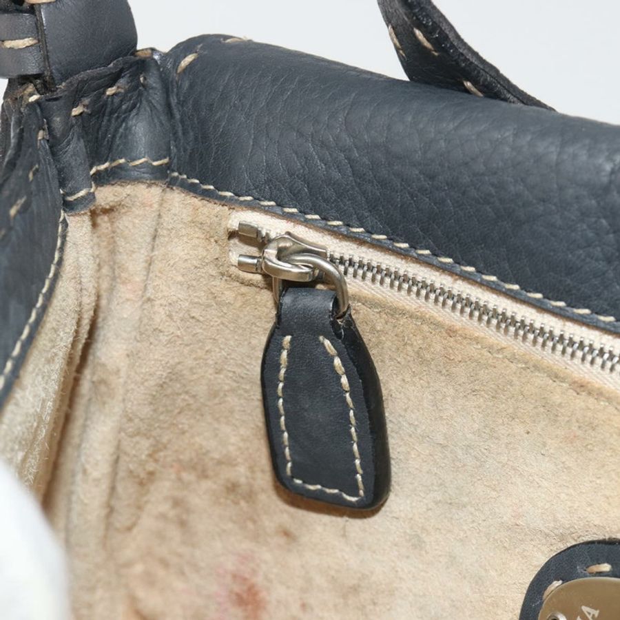 【日本直送】FENDI Celeria Mamma Baguette 單肩包 皮革 灰色 銀色 正品 yk20674M-22