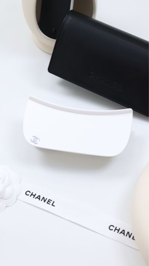 Chanel白色翻盖墨镜-2