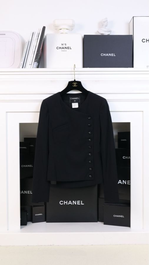 Chanel 00年黑色圆领侧边键盘扣上衣外套-0