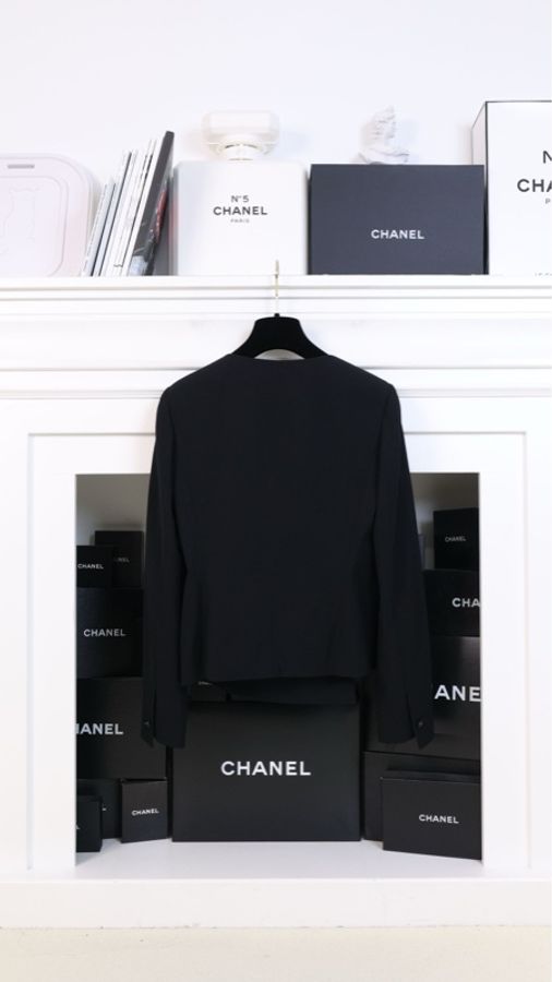 Chanel 00年黑色圆领侧边键盘扣上衣外套-1
