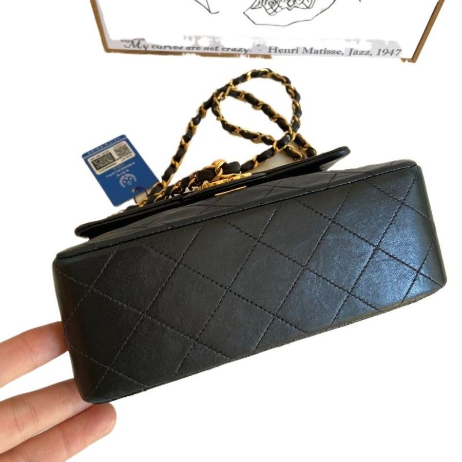 Chanel香奈黑金兒菱格紋雙C 扣方胖子鏈條包-5