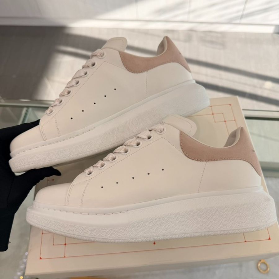 *SHIHNA名牌精品* Alexander McQueen 粉絨尾小白鞋 / 39號-3