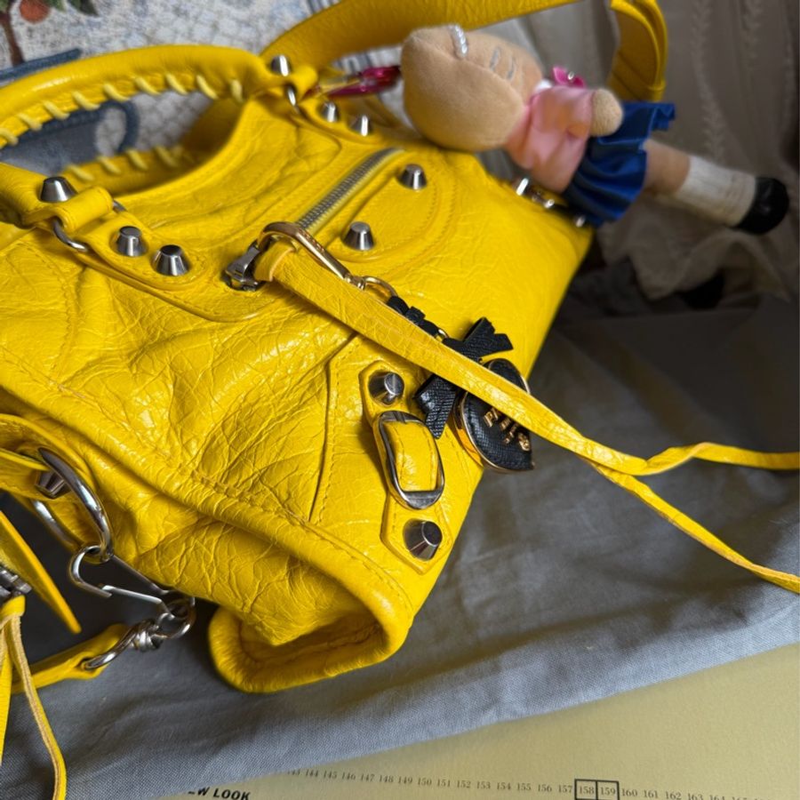 巴黎世家 機車包 黃色 復古包 腋下包 托特包 側背包 balenciaga mini city bag yellow-10