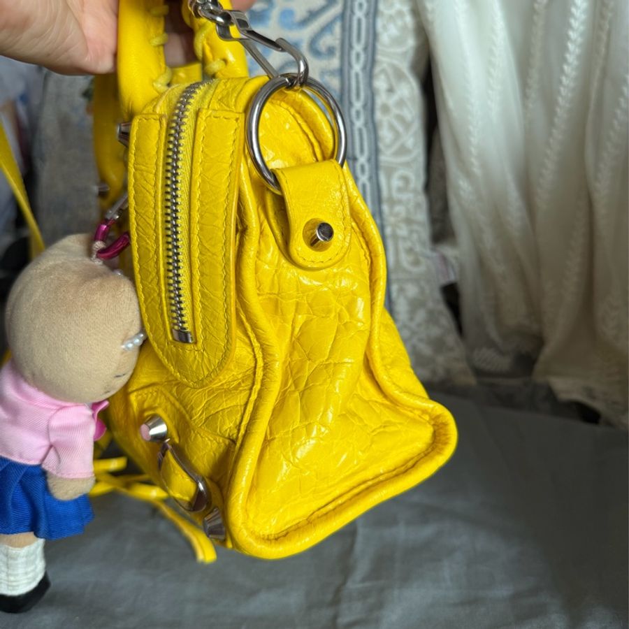 巴黎世家 機車包 黃色 復古包 腋下包 托特包 側背包 balenciaga mini city bag yellow-19