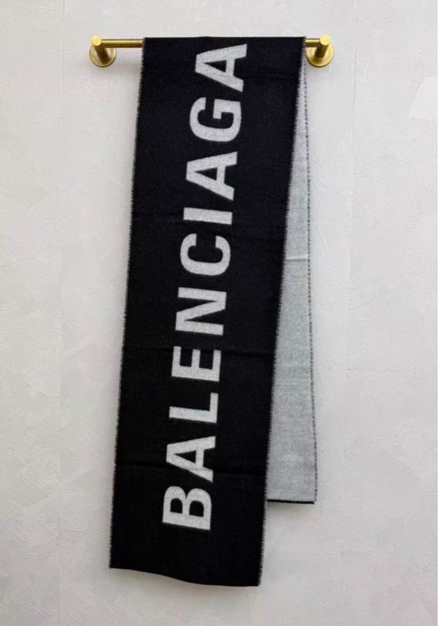 Balenciaga✨黑白拼色字母雙面羊毛羊絨圍巾-1