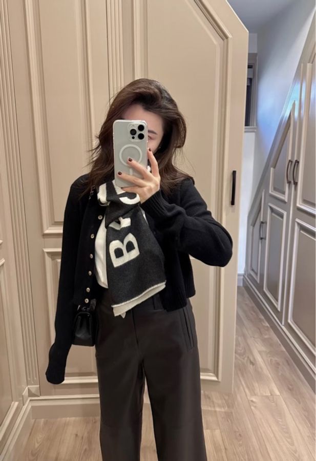 Balenciaga✨黑白拼色字母雙面羊毛羊絨圍巾-2