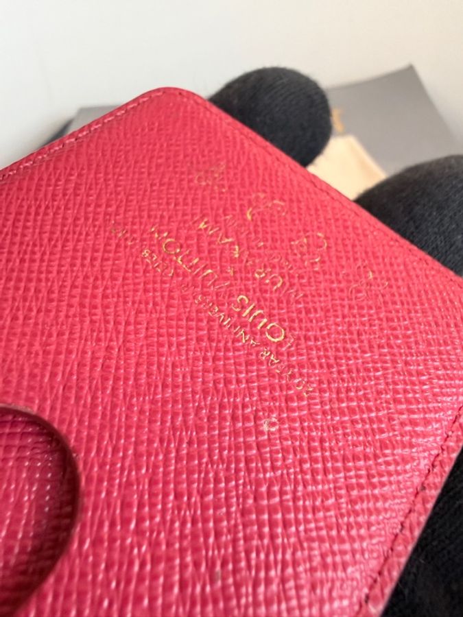 Louis Vuitton✨LV M14562 Magnet 村上隆聯名櫻桃系列手機磁吸式卡包-14