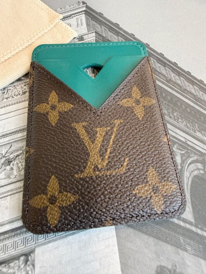 Louis Vuitton✨LV M27495手機磁吸式卡包-3