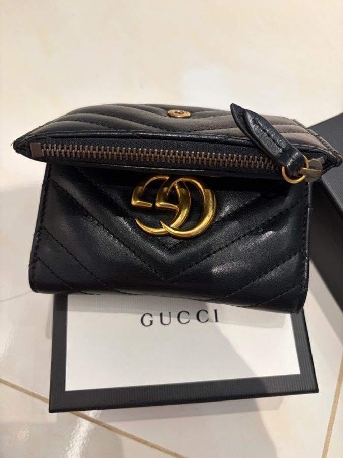 Gucci Marmont 黑牛皮革三折短夾錢包-3