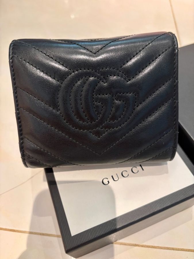Gucci Marmont 黑牛皮革三折短夾錢包-4