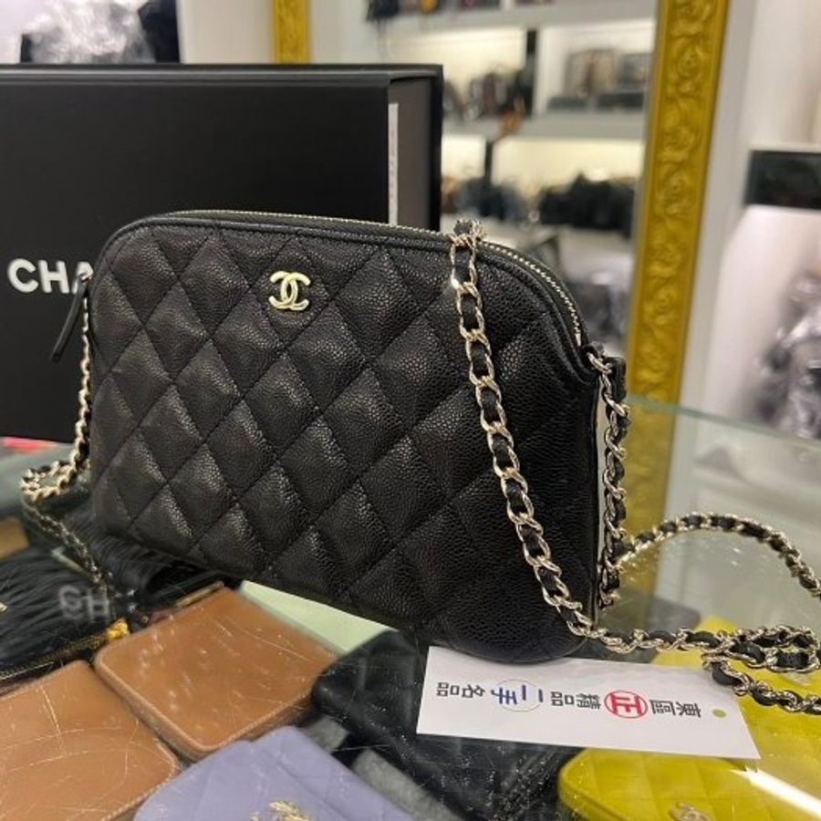 東區正精品㊣CHANEL AP4016近全新香奈兒黑色荔枝牛皮金鍊拉鍊貝殼包斜背包 RZ6554-2