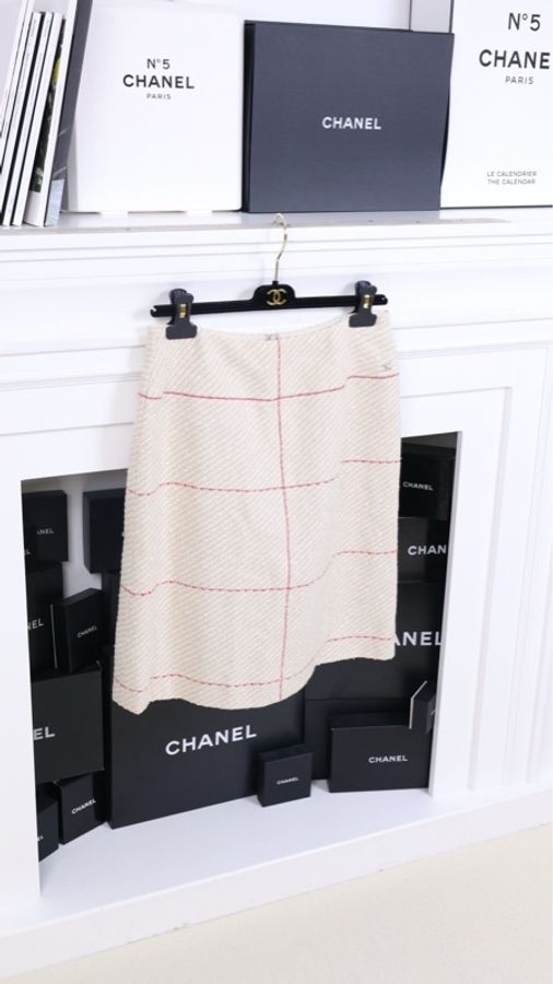 Chanel 00年奶白色红宝石半裙-2