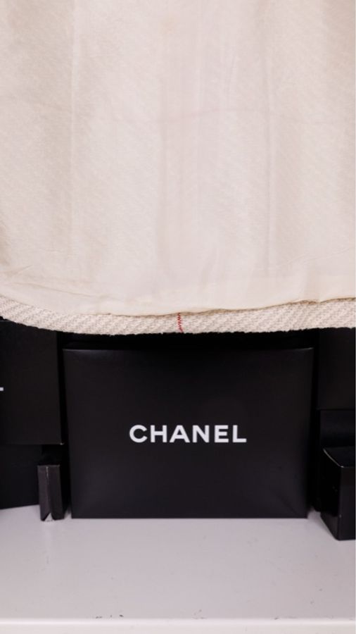 Chanel 00年奶白色红宝石半裙-9