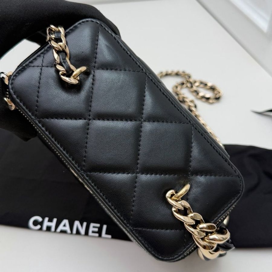 香奈兒/Chanel 黑金羊皮琺瑯扣鏈條化粧包-4