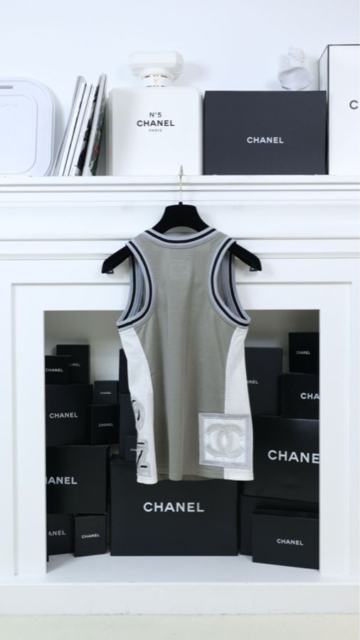 Chanel 04年运动系列5号字母灰色背心马甲-1