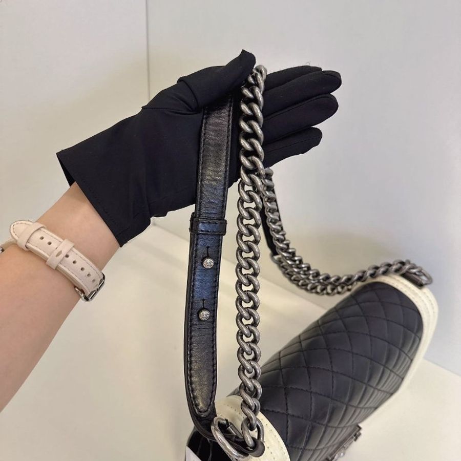 香奈兒/Chanel Leboy黑白熊貓拼色 羊皮中號-8