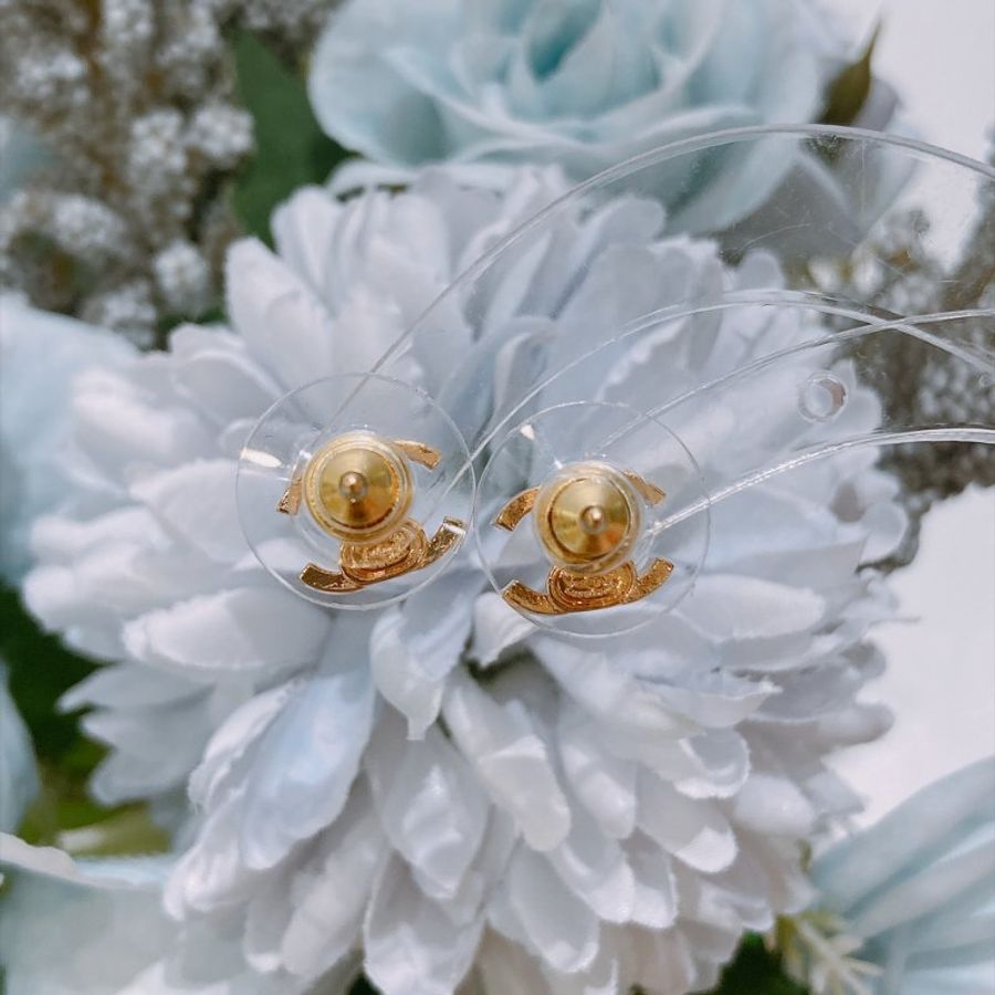 TW4939 Chanel 香奈兒 迷你cc logo 金屬耳環 ABH151 Mini CC Logo Earrings GHW-3
