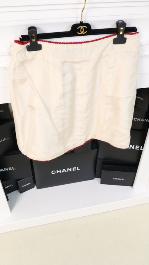 Chanel 06年高级手工坊系列奶白色蓝红滚边琉璃扣四口袋外套半裙套装-8