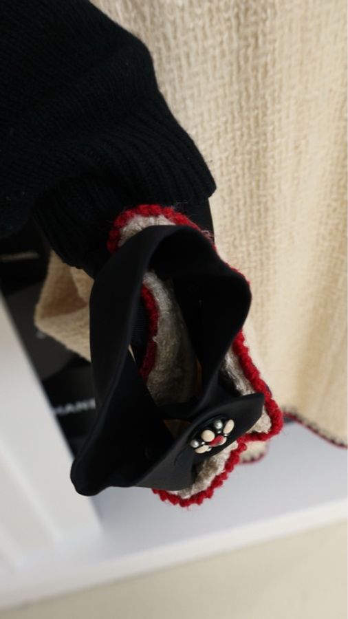 Chanel 06年高级手工坊系列奶白色蓝红滚边琉璃扣四口袋外套半裙套装-33