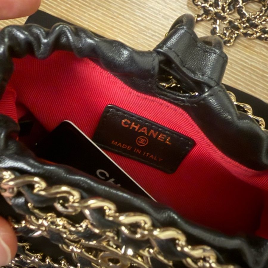 Chanel 圓型硬殼小包-10