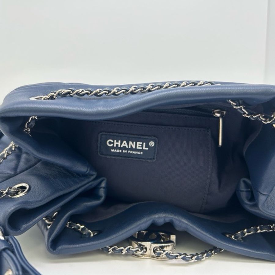 99新香奈儿Chanel 海军蓝菱格小羊皮 抽绳水桶托特包 银扣 38x28x16cm-8