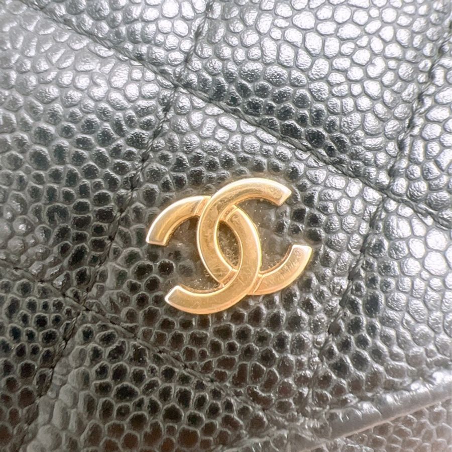 Chanel woc 黑金牛皮鏈條包-2