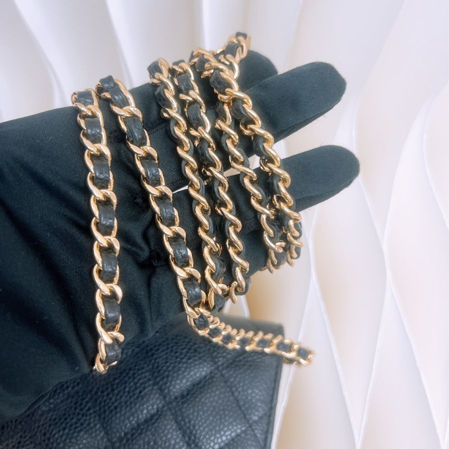 Chanel woc 黑金牛皮鏈條包-10