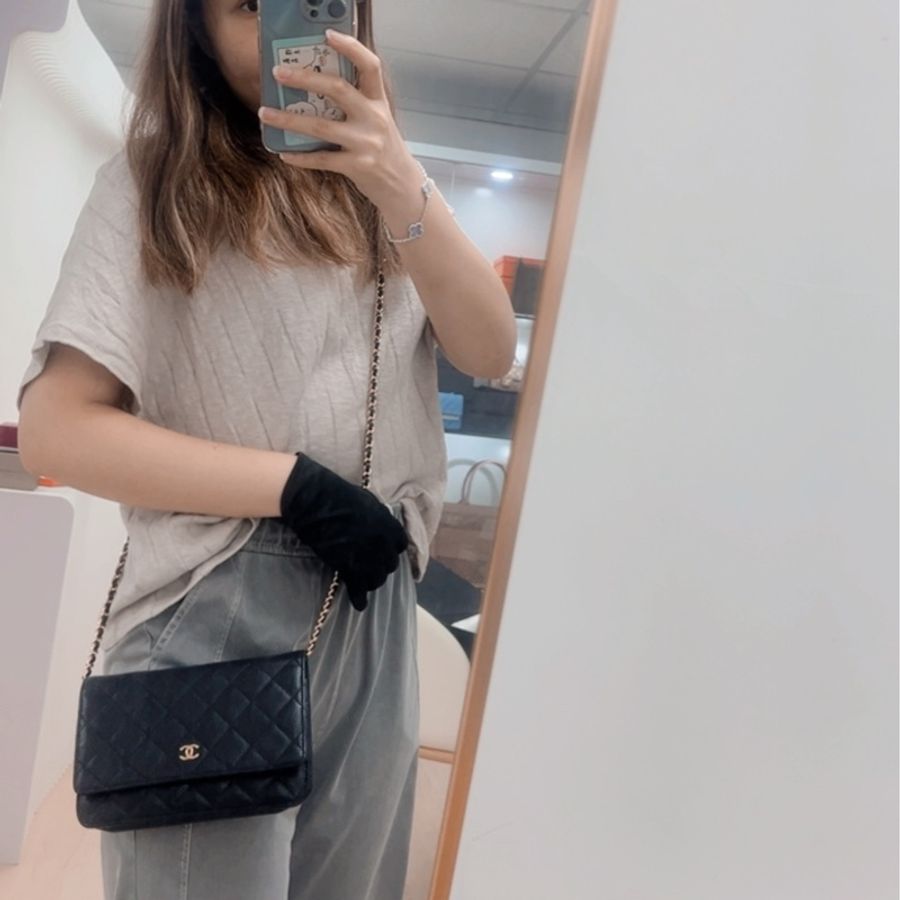 Chanel woc 黑金牛皮鏈條包-13