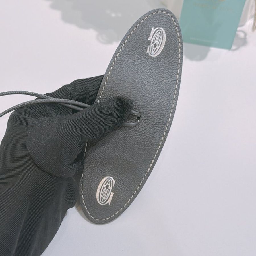 TW4941 Goyard 戈雅 皮革吊飾 Croc Universel Charm Grey-6
