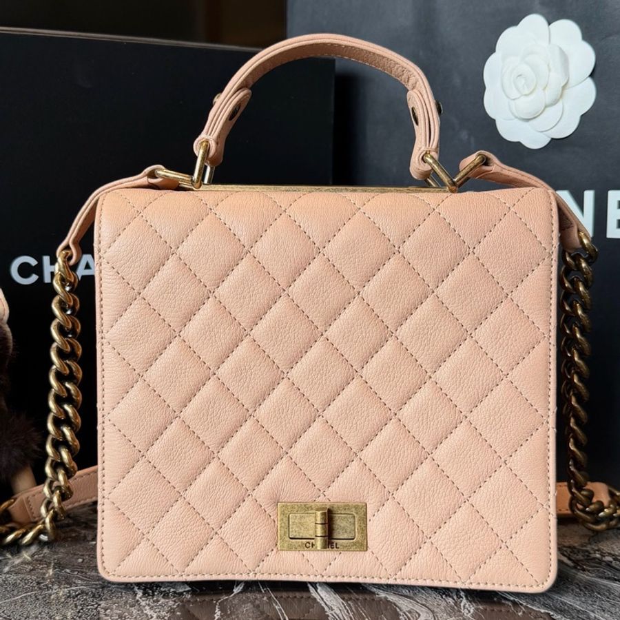 Chanel 香奈兒 裸粉色金扣2.55 handle 手提斜挎包 17開帶卡-0