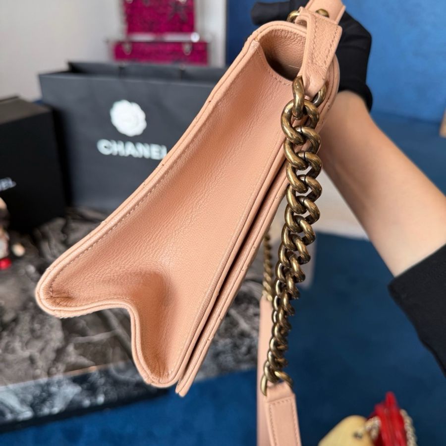 Chanel 香奈兒 裸粉色金扣2.55 handle 手提斜挎包 17開帶卡-7