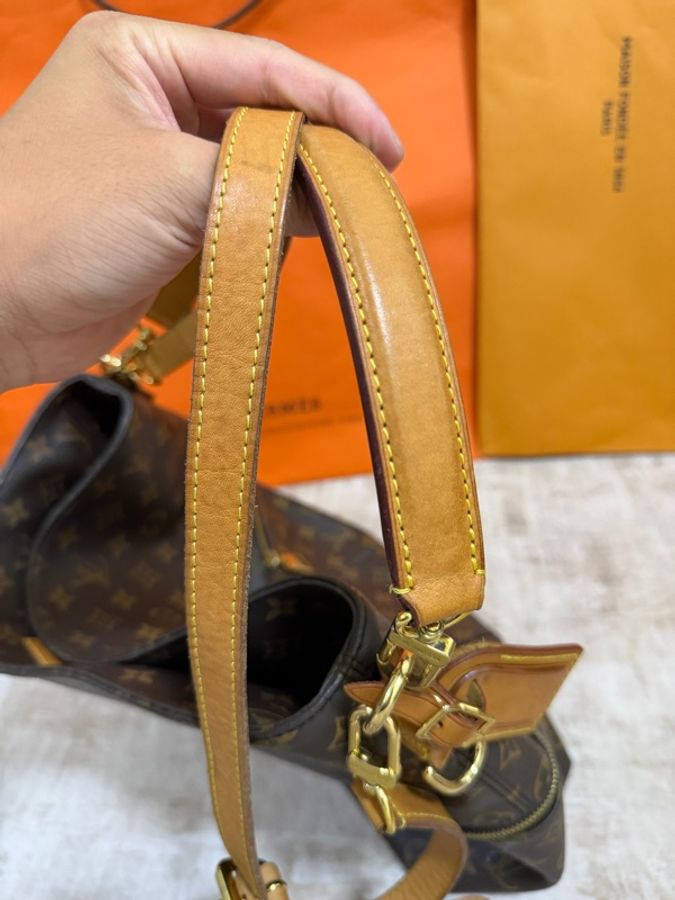 ⭐️五星推薦⭐️ LV hobo bag M41544-22