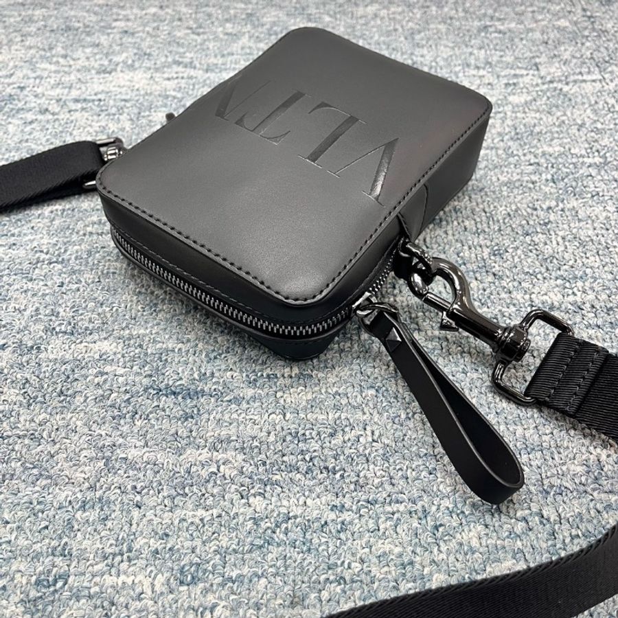 Valentino crossbody bag-2