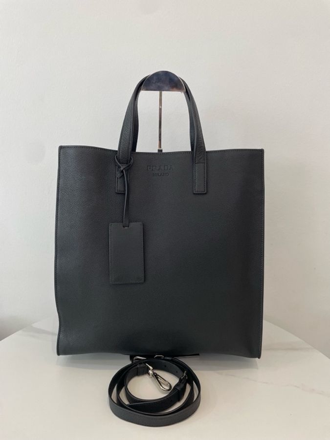 普拉達/Prada 品牌壓印 黑色荔枝紋全皮手提托特包 單肩斜挎包 尺寸:36*12*36 cm-0