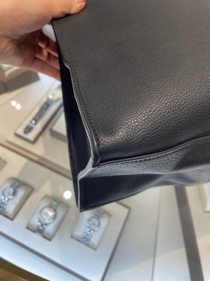 普拉達/Prada 品牌壓印 黑色荔枝紋全皮手提托特包 單肩斜挎包 尺寸:36*12*36 cm-14
