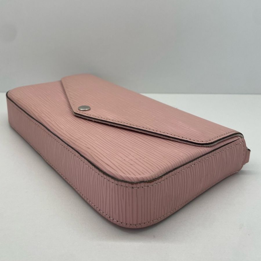 Louis Vuitton 路易威登 櫻花粉色水波紋三合一鏈條包woc 銀扣 尺寸:21*12-3